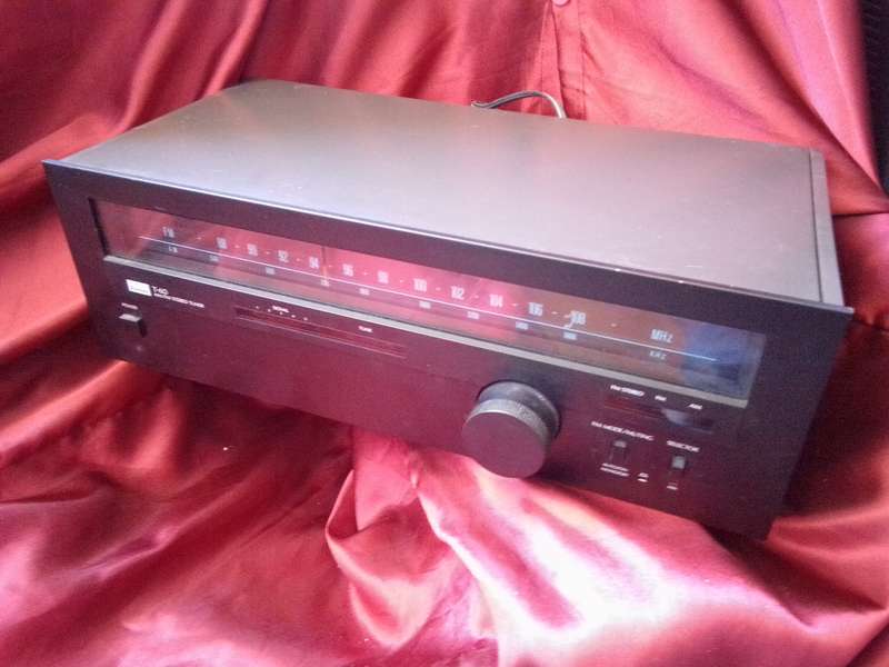 Vintage / Retro Sansui T-60 Stereo Tuner (Tested & Working)