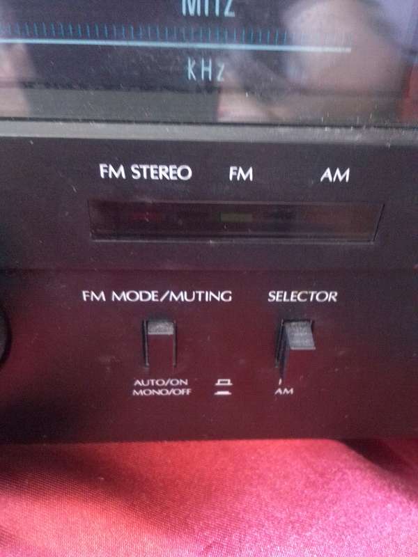 Vintage / Retro Sansui T-60 Stereo Tuner (Tested & Working)