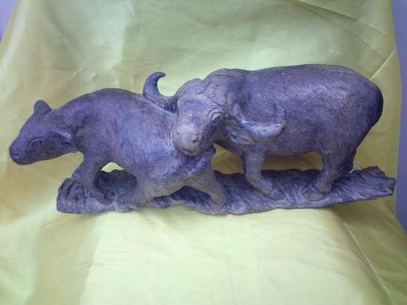 1971 Highly Detailed Wood Carving Cape Buffalo Cow & Bull