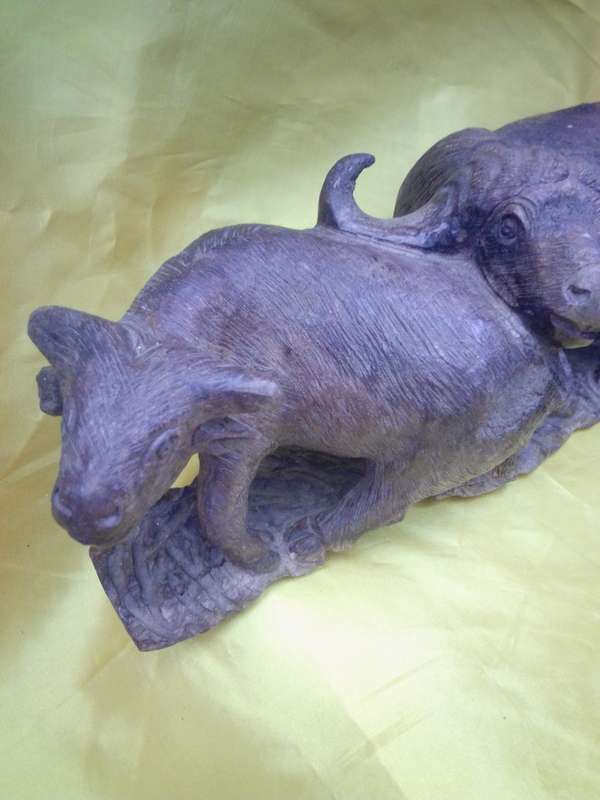 1971 Highly Detailed Wood Carving Cape Buffalo Cow & Bull