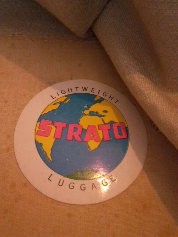 1960's - 70's Strato Lightweight Travel Bag with Keys