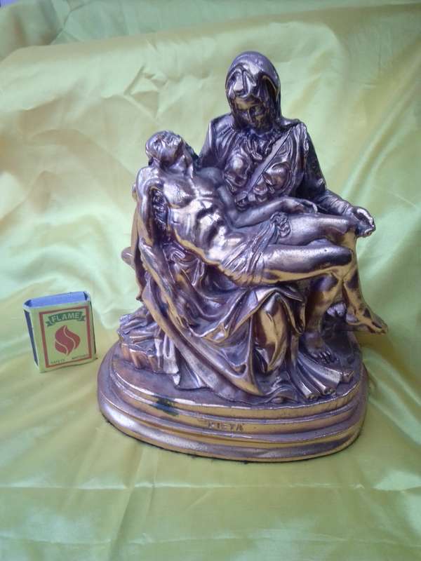 Circa 1920's - 40's Michelangelo's 'Pieta' Copper Layered Statue