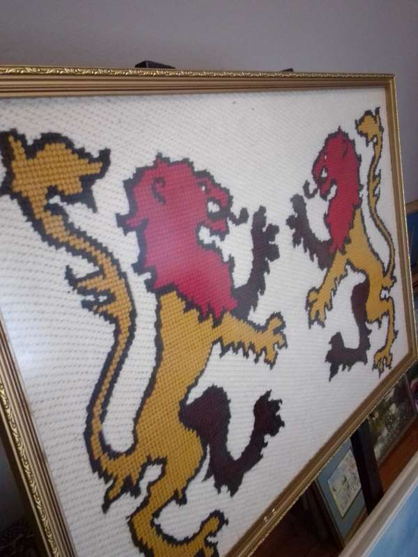 Large Stunning Vintage Lions Coat of Arms Tapestry