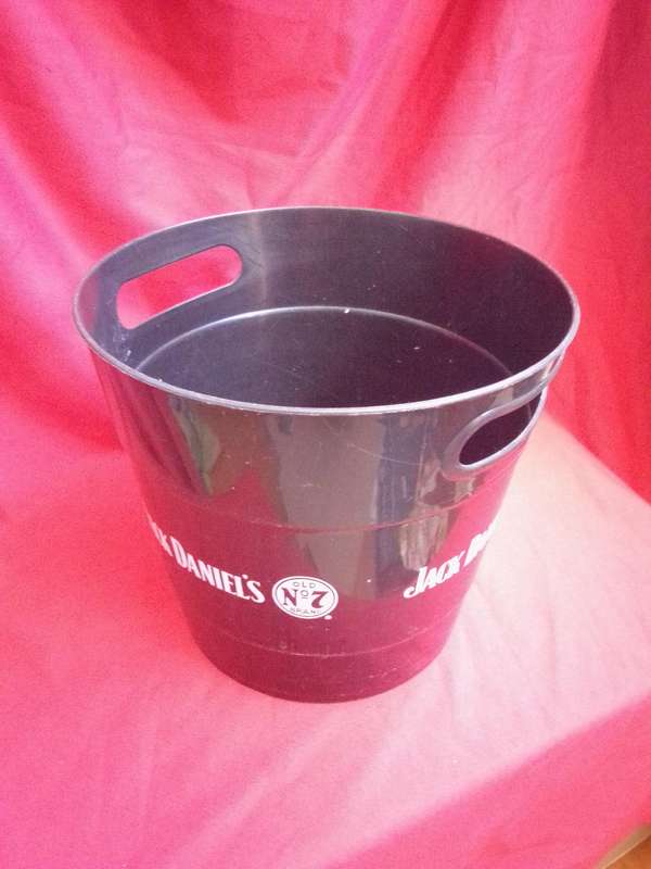 Jack Daniels No 7 Hard Plastic Ice Bucket