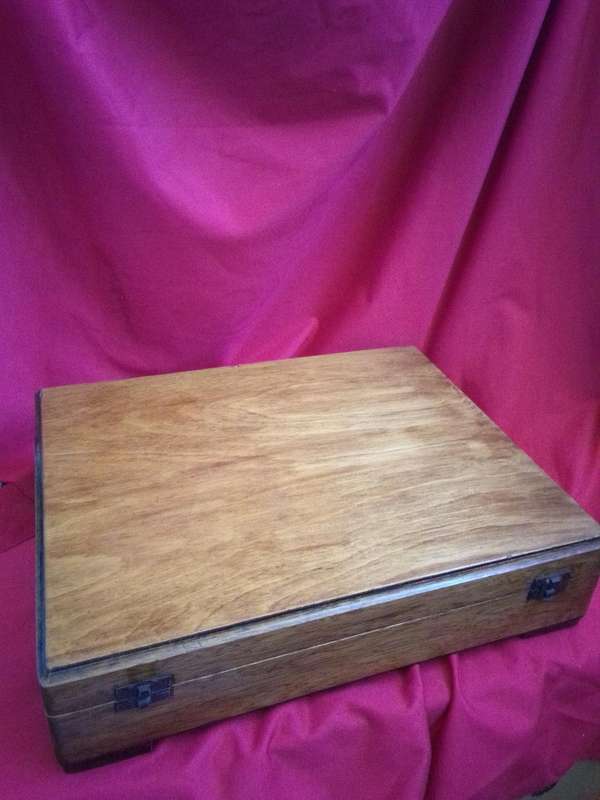 Antique Oak Cutlery Canteen (Box only)