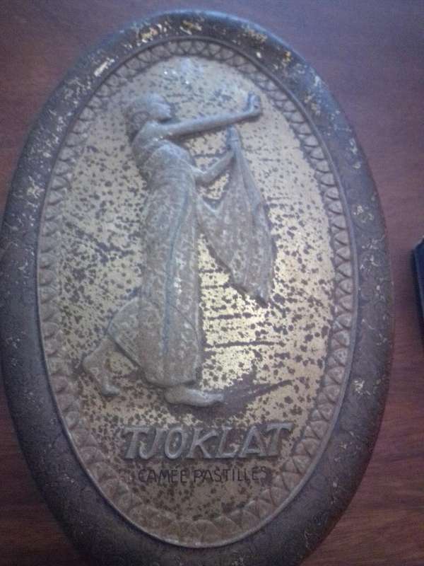 Late 1800's Tjoklat Fabriek Amsterdam Tin