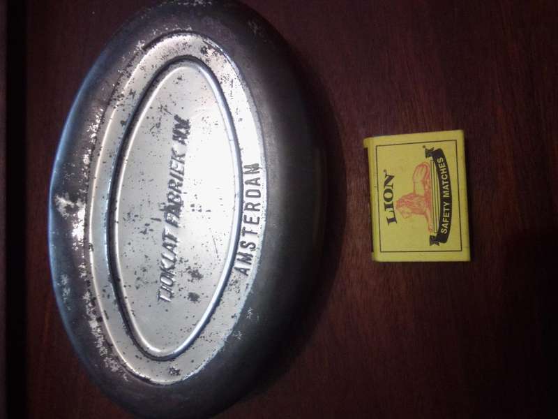 Late 1800's Tjoklat Fabriek Amsterdam Tin