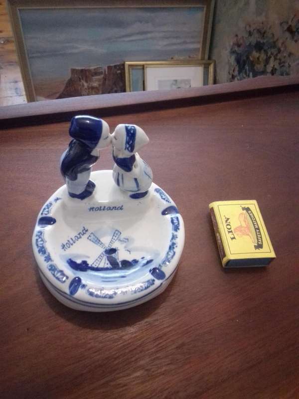 Vintage Delft Holland Blue & White Ashtray