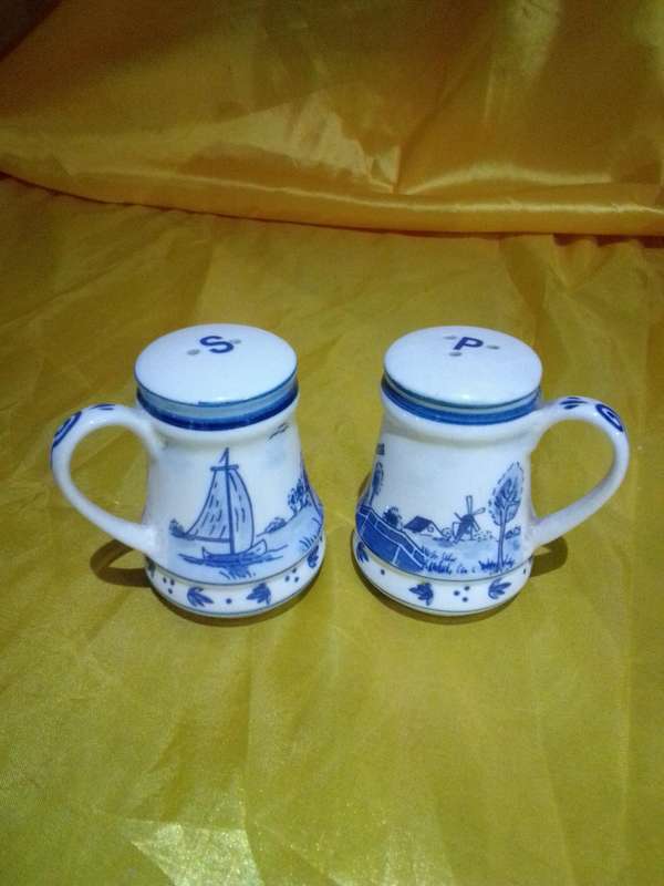 Vintage Blue & White Dutch Themed Ceramic Salt & Pepper Set