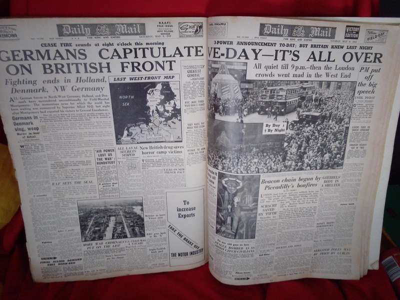 The War Despatches 'Daily Mail' 1939 - 1945 (1977 Large Softcover)