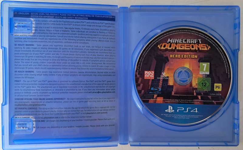 Minecraft Dungeons [Hero Edition] for PS4 Good Condition!