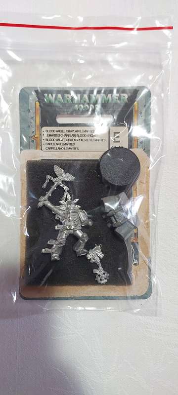 Warhammer 40k Blood Angels Chaplain Lemarties