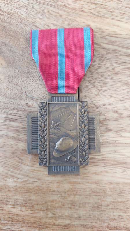 - Belgium Great War Fire Cross 1914 - 1918 -
