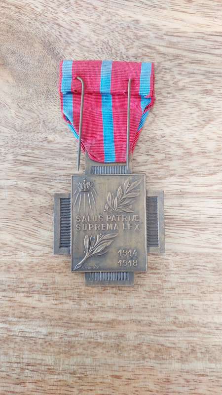 - Belgium Great War Fire Cross 1914 - 1918 -