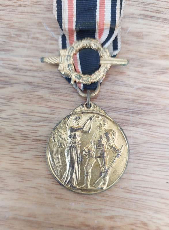 WW1 German Medal of the Legion of Honor with Combatant's Ribbon Clasp