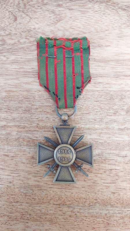 - 1914/1915 French WW1 Croix De Guerre (War Cross) -