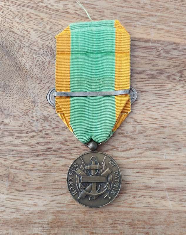 - France WW1Medal for Volunteers of the Great War with Engage Volontaire Clasp -