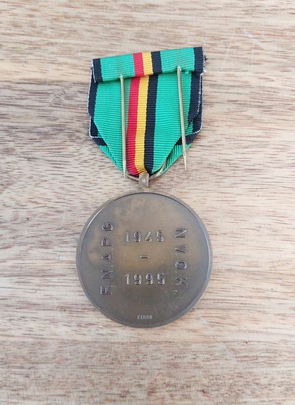 - Belgium EX Prisoner of War (Prisonniers de guerre) 50 Years 1945-1995 Medal -