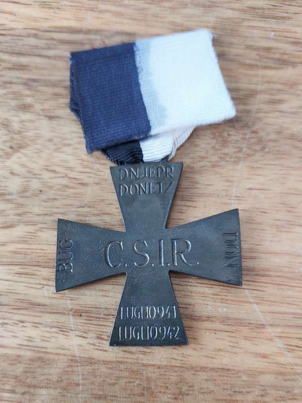 - WW2 Italian Commemorative Cross of the Italian Expeditionary Corps in Russia (Ice Cross) -