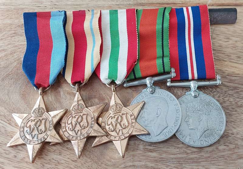 # WWII Group of 5 x Medals to 317542 D.R. Luckett #