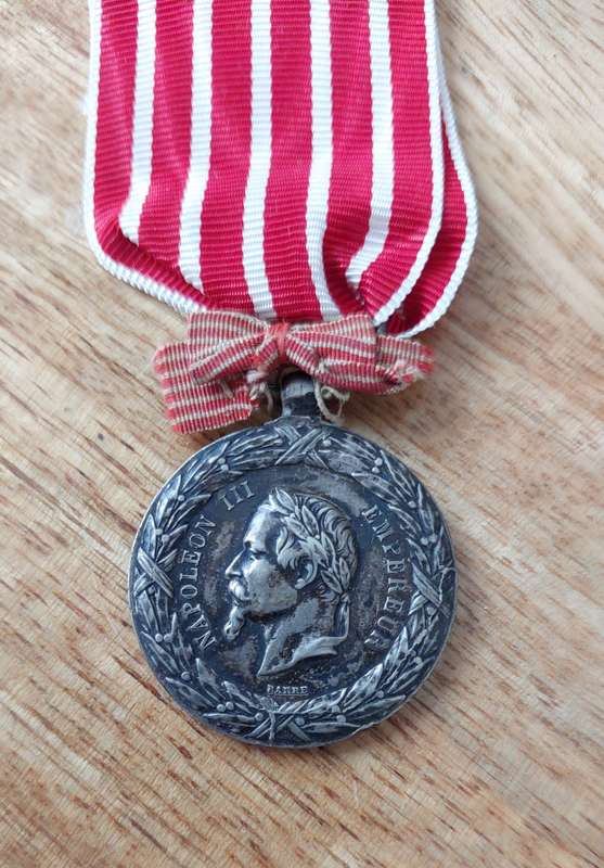 - 1859 Commemorative of the Italian Campaign Medal, French Empire -