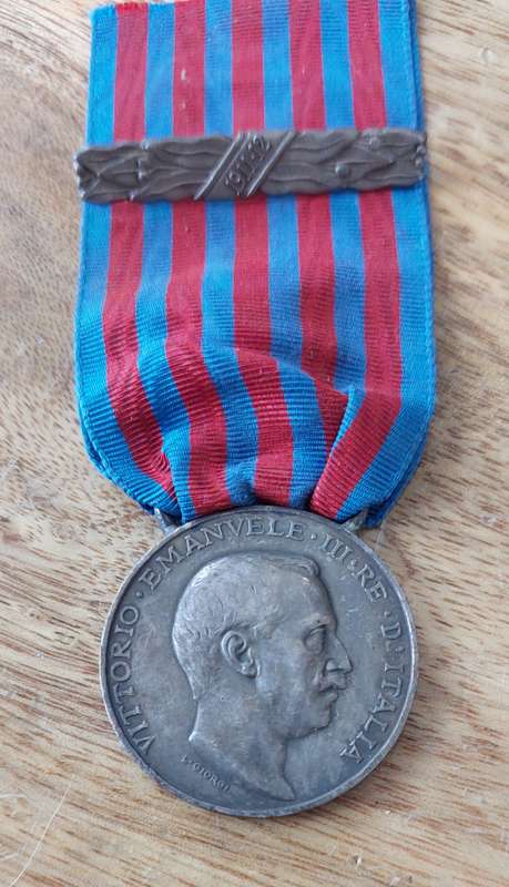 - 1911 Italian Turkish War Medal in Silver with 1911-12 Clasp -
