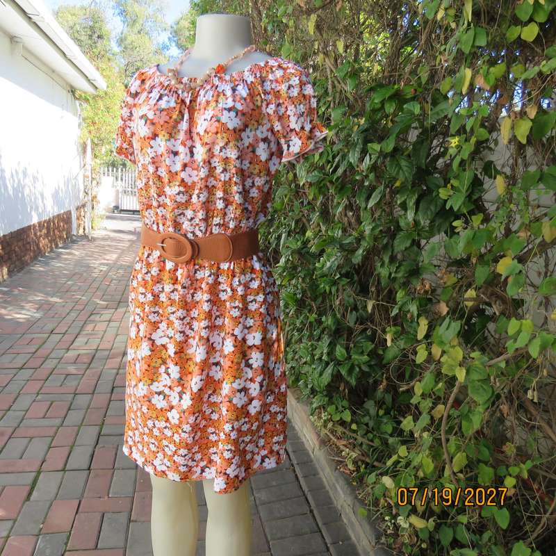 I Q floral summer knee length off the shoulder dress in orange-white. Size 36.