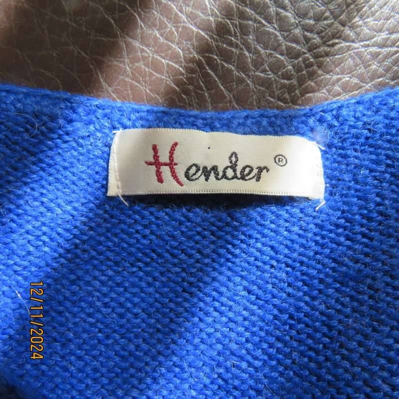 Amazing luxury embellished royal blue/cream acrylic/mohair pull over sweater. By HENDER size 38/40.