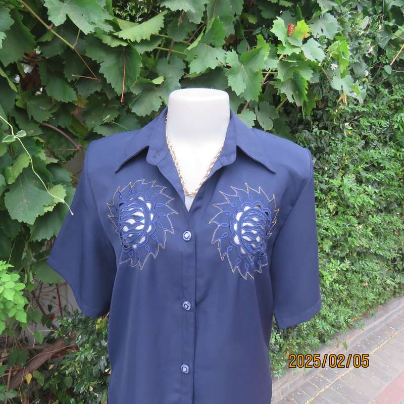Exquisite navy short sleeve polyester richly embroidered with cut-out work-gold thread top.Size 36.