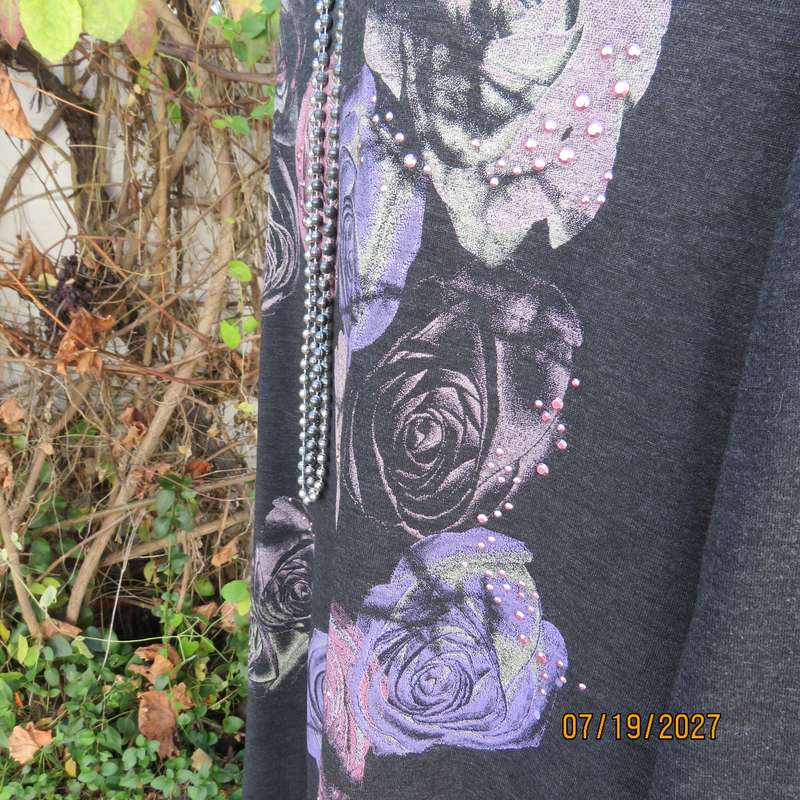 DONNA CLAIRE dark grey long sleeve polyrayon stretch top. Pink-purple roses front. Size 52