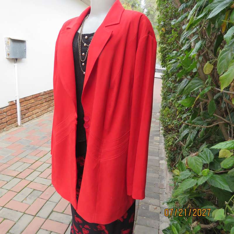 RENE TAYLOR red long sleeve lined tailored stretch polyester jacket. Size 50.