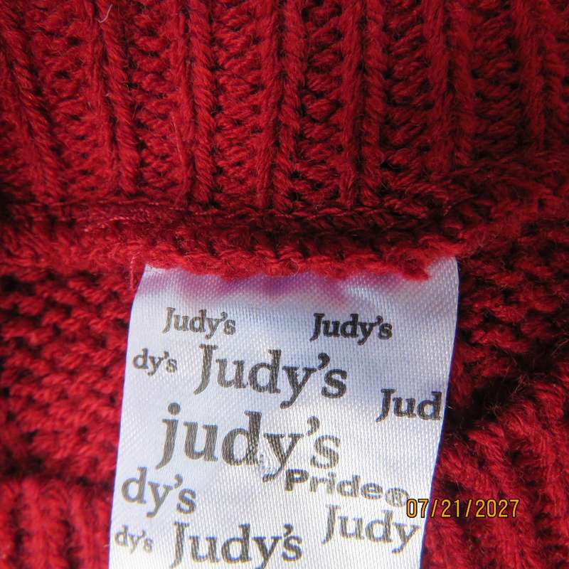 JUDY'S PRIDE cherry red cable knit long sleeve crew neck jumper. Size 34