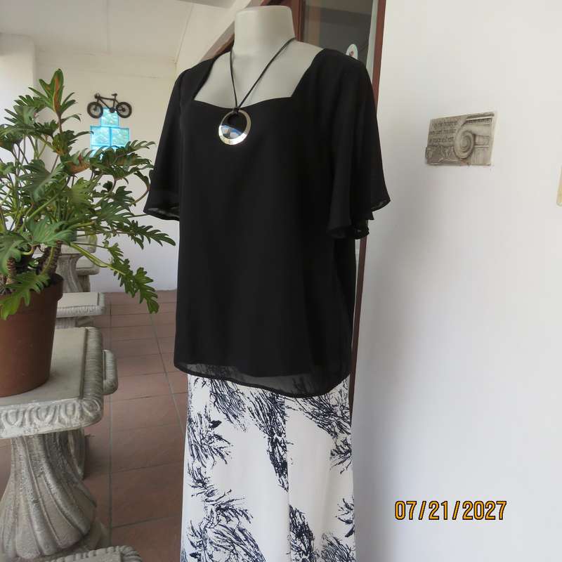 Black smart bell sleeve 2 layer sheer polyester square neck top. Size 40.