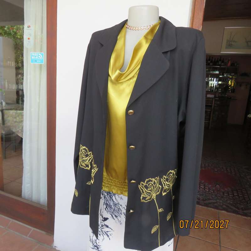 FOSHINI black special occasion long sleeve jacket with gold rose embroidery. Size 42.