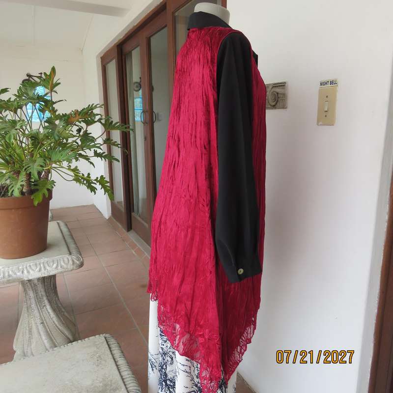 Cherry red crinkled velvet polyester gilet size 48. Strap to tie on front.