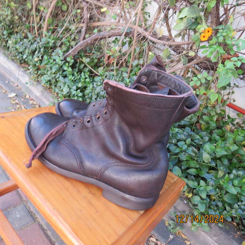 Pair SADF brown genuine leather boots by BAGSHAW size 10.5 issued 1993. Army size 285. Good cond.