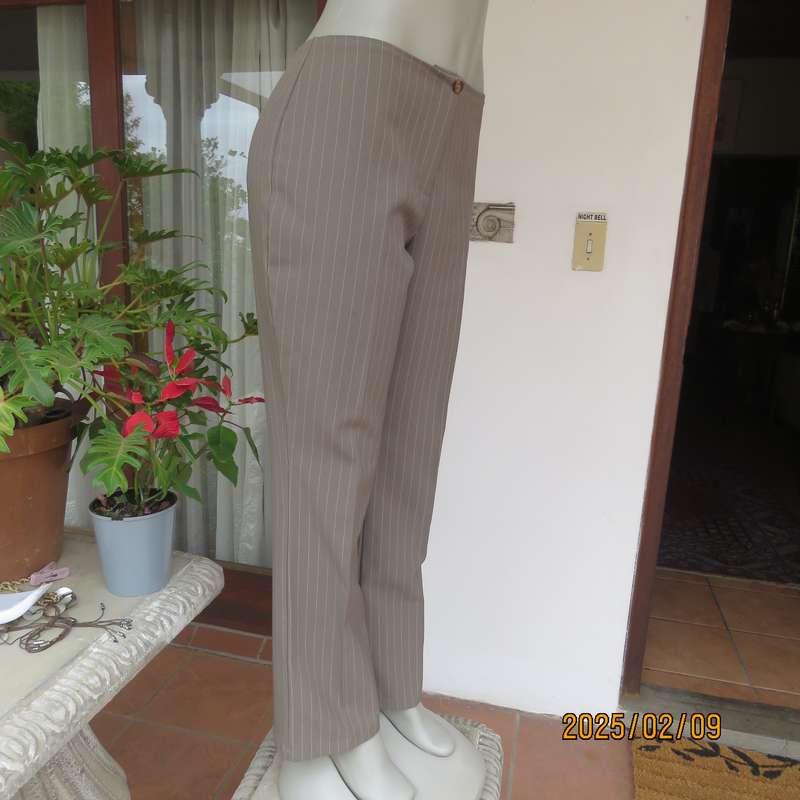 Boutique made pinstripe elongating pants size 36. Dull brown-cream. Bandless. Straight legs.