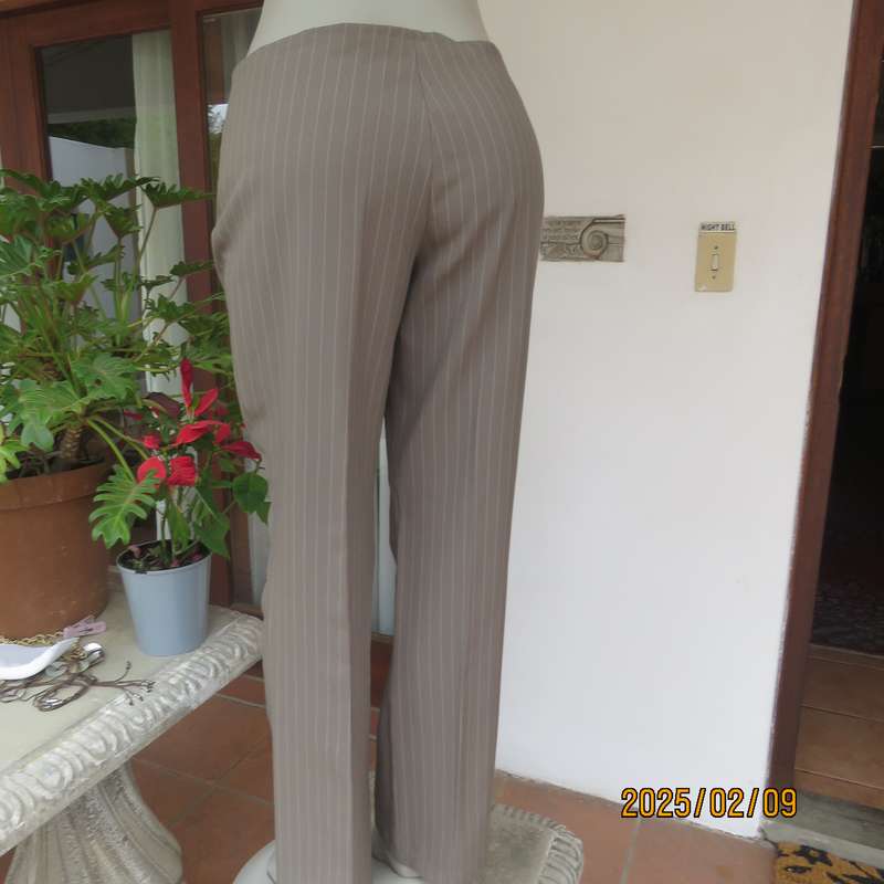 Boutique made pinstripe elongating pants size 36. Dull brown-cream. Bandless. Straight legs.