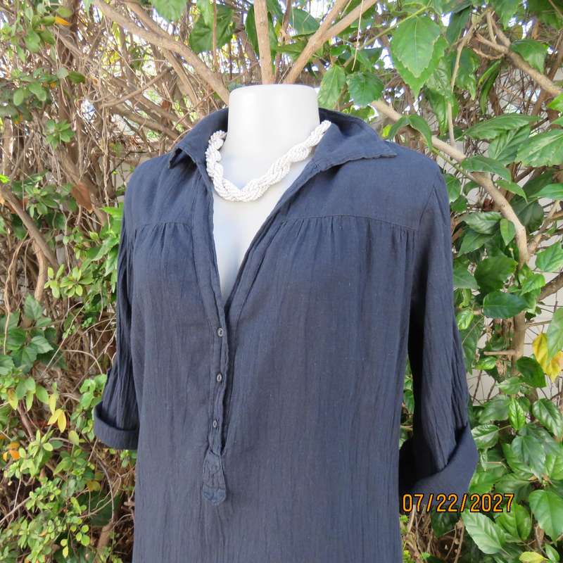 FRESH PRODUCE overdyed navy cotton slip over top. Size 36. Bracelet sleeves.