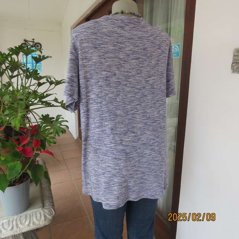 DAVID JONES size 46-48 stretch polycotton mottled navy-white T-Shirt with short sleeves.As new