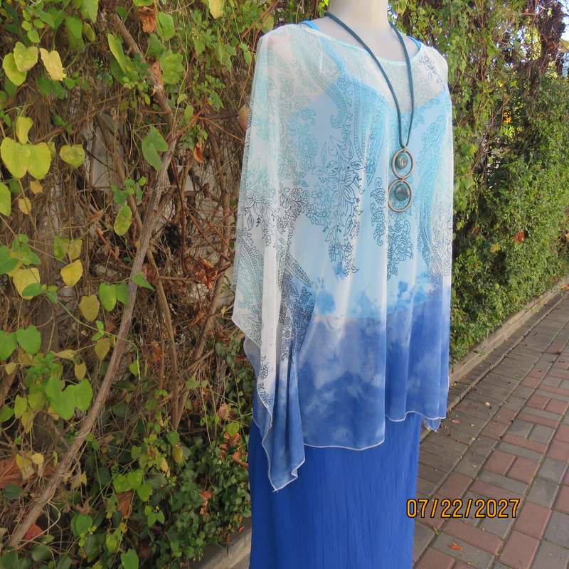FASHION EXPRESS dainty white throw over sheer top with jade-blue pattern. Size 42-46