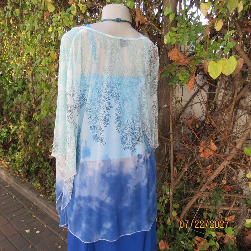 FASHION EXPRESS dainty white throw over sheer top with jade-blue pattern. Size 42-46
