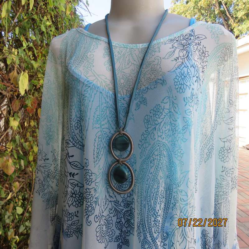 FASHION EXPRESS dainty white throw over sheer top with jade-blue pattern. Size 42-46