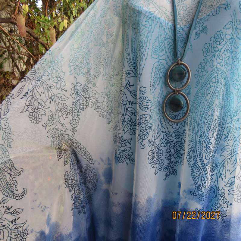 FASHION EXPRESS dainty white throw over sheer top with jade-blue pattern. Size 42-46