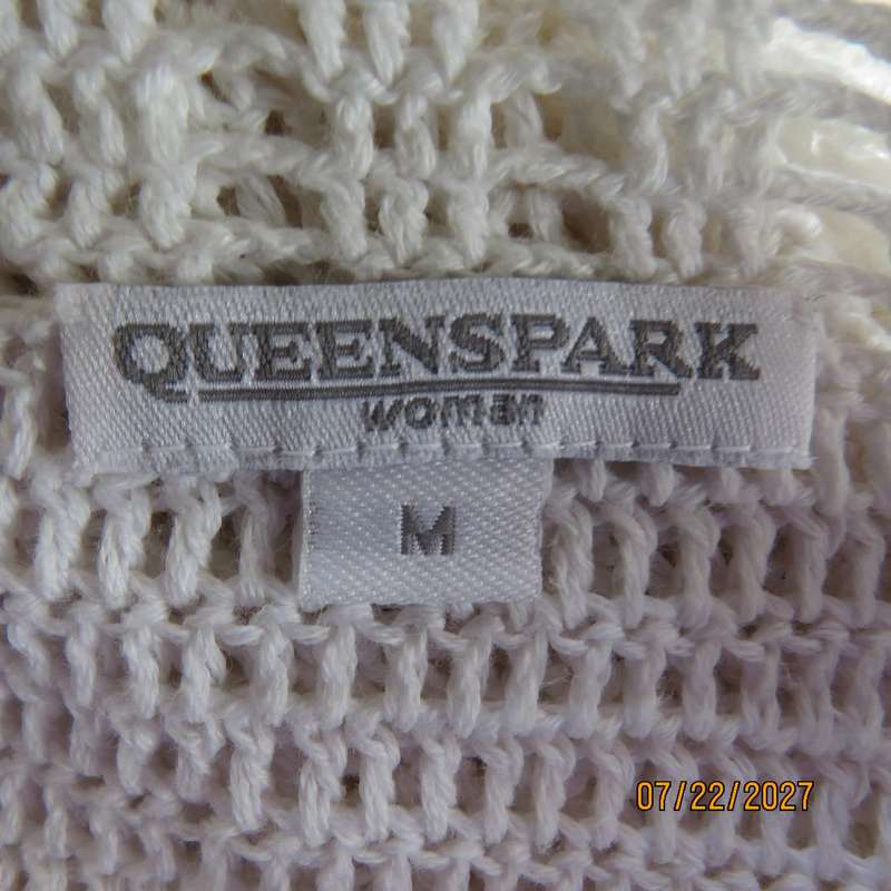 QUEENSPARK white crochet long sleeve top in cotton yarn. Size 38.
