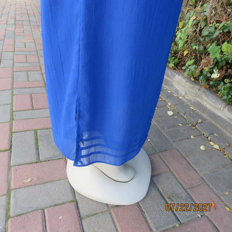 DONNA CLAIRE luxury fully lined maxi skirt size 44. Tucked seam decoration border. Royal blue