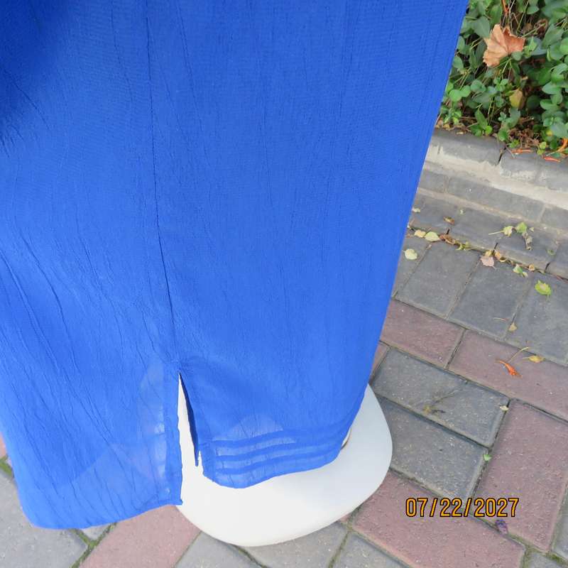 DONNA CLAIRE luxury fully lined maxi skirt size 44. Tucked seam decoration border. Royal blue