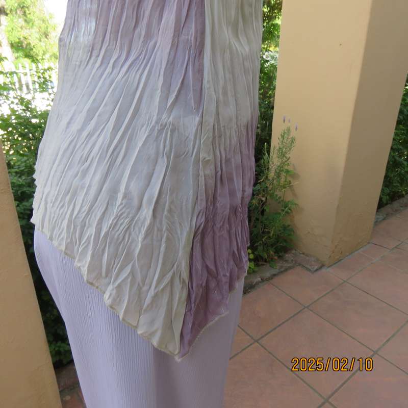 INWEAR sexy cool sheer polyester top in soft shades of lilac. Permanent pleats. Size 60. As new.