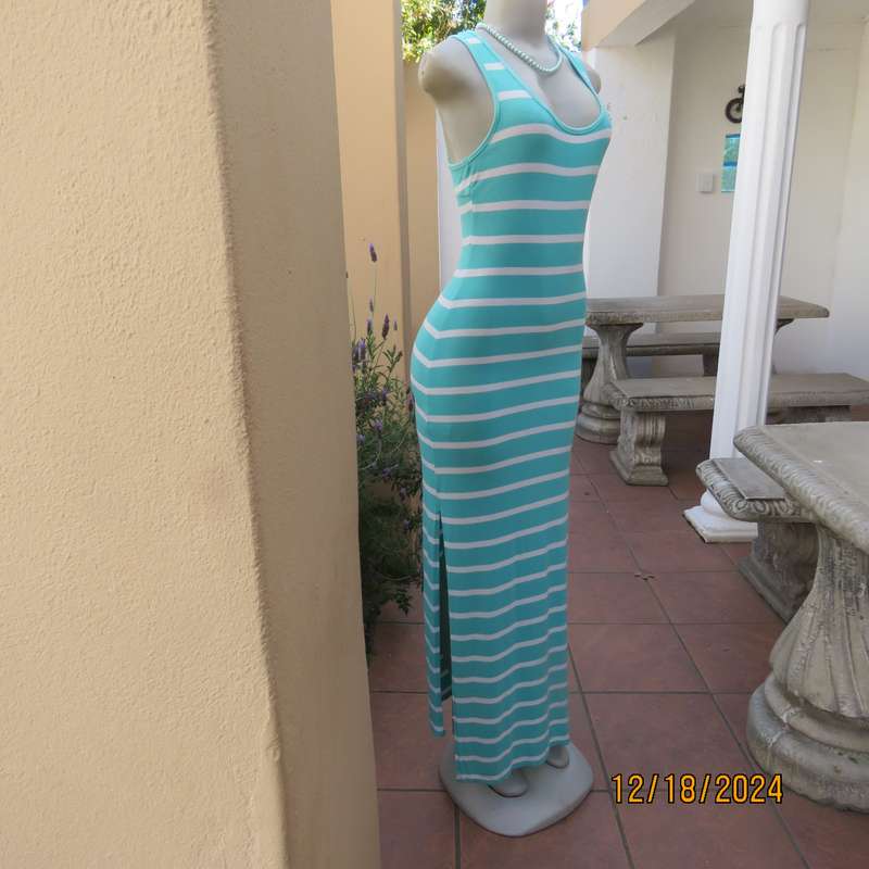 Sexy turquoise/white horizontal striped stretch viscose maxi dress from Brussels by ICON. Size 32.