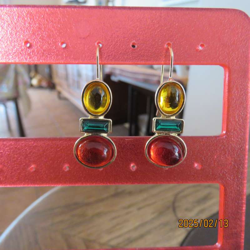 Pair colourful earrings with golden backing. Length 2.5cm. New item.